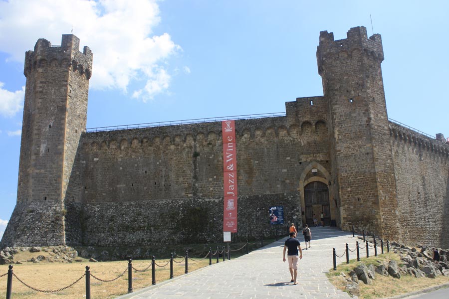 Montalcino-Viajar-por-libre-toscana